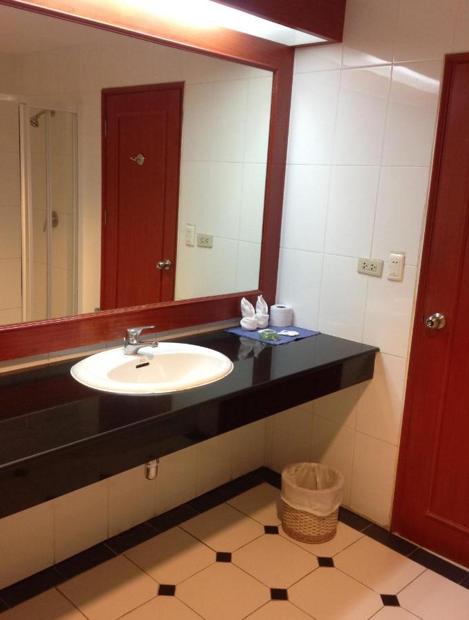 Hotel Lotus House Jomtien Beach Exterior foto